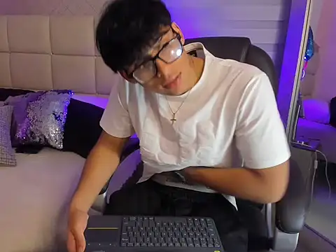 mathias_oberlin Live XXX-chat