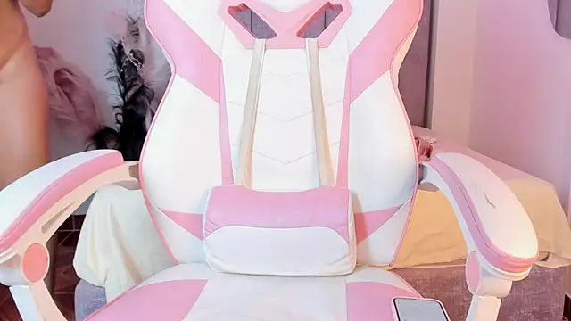 jacobss_gh Adlı Modelin Canlı XXX Sohbeti