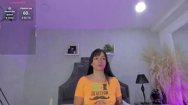 EmiliaRose_ 现场XXX聊天