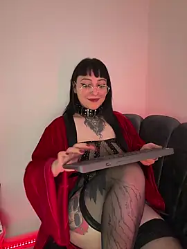 Ravenna666_n Live XXX chat