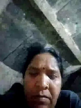 Loomaraj Live XXX Chat