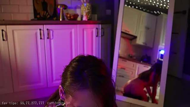 Онлайн чат XXX Moni_Carroll