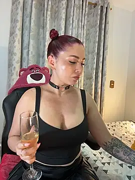 zafiro_mo0n's Webcam Show