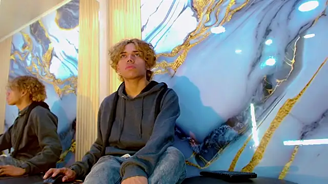 Chat XXX en directo de DaviidBuckx_