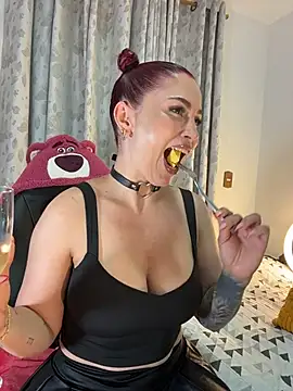 zafiro_mo0n – Naživo XXX chat