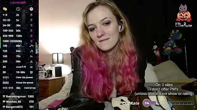 แชท XXX สดของ EllieeRose