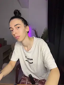 Celine_RoxelleのライブXXXチャット