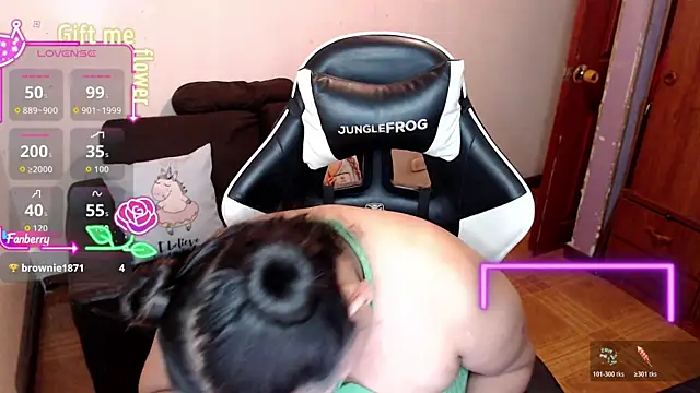 Živý XXX chat MeliisaRobers