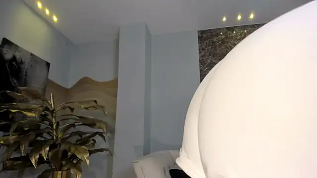 RebeccaHudson Chat XXX live