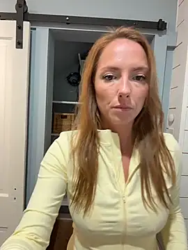 Chat +18 de misspollypeach ao vivo