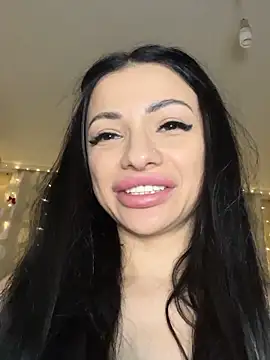 Layana_Ro Adlı Modelin Web Kamerası Şovu