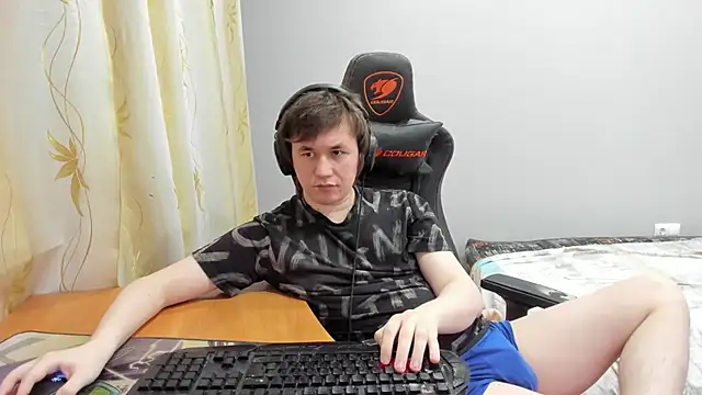 Онлайн чат XXX iliaskrislove