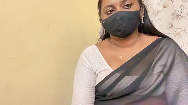 Tanuja-Sexy's Webcam Show