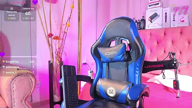 Show modela _taylor_black na web-kameri