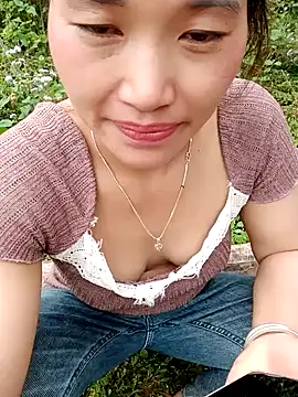 Myzak-: διαδικτυακό σόου στην κάμερα