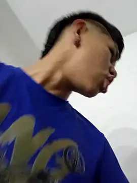 Flako_22cm Live XXX-chat