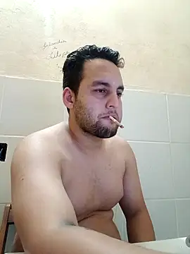 Show de matvaz21cm na webcam