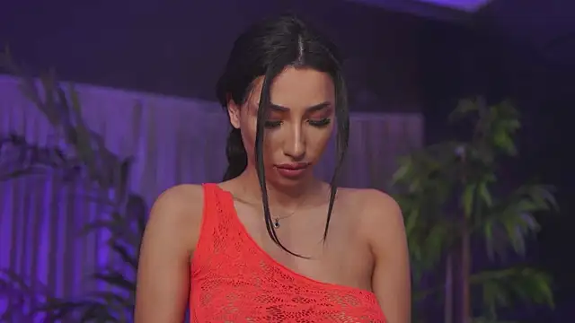 GinaValentinna live XXX chat