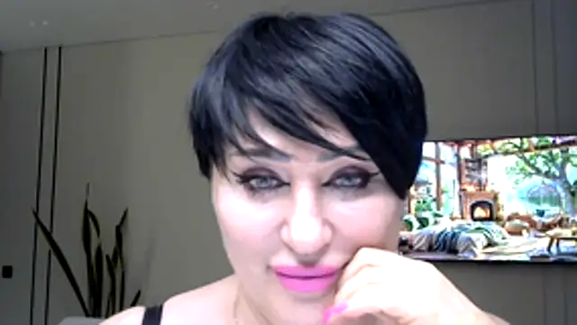 Kleotempt 现场XXX聊天