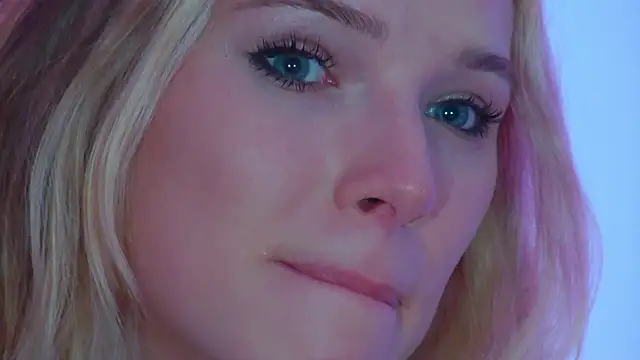 GentleRossi's Live XXX Chat