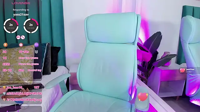 amy-thomson1's Webcam Show