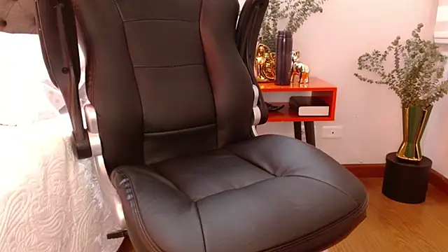 Valentina-FerrerのライブXXXチャット