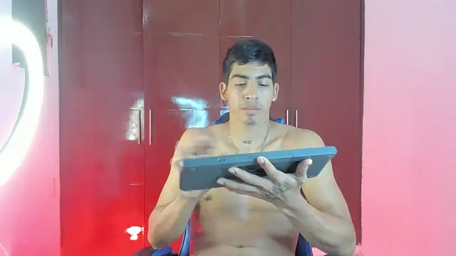 Show Webcam de Milo_LatinBoy