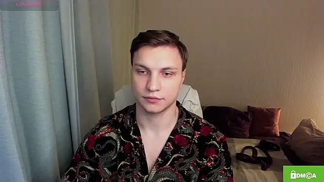 handsome_guy01n Webbikameraesitys