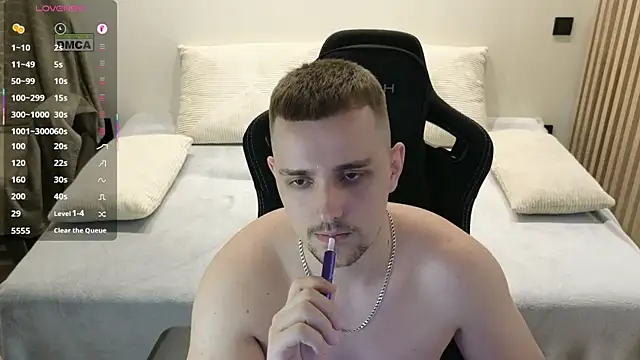 Larstar01のライブXXXチャット