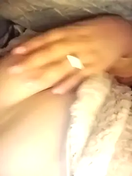 Sakora-34 Adlı Modelin Canlı XXX Sohbeti