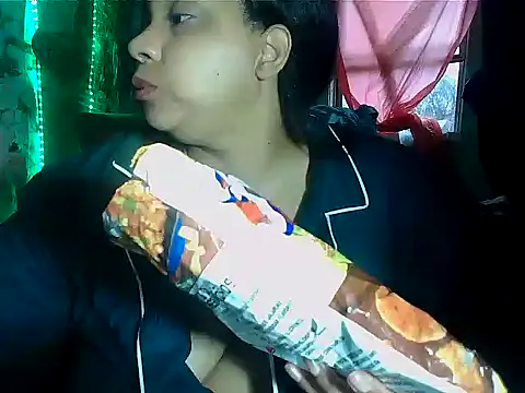 Fetishjoiqueen: вебкам-шоу