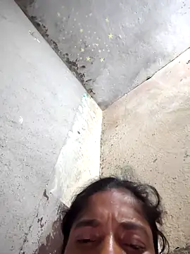 Gautami-telugun Live XXX chat