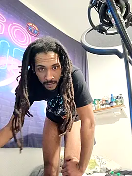 XXX chat uživo modela Mikaaa97