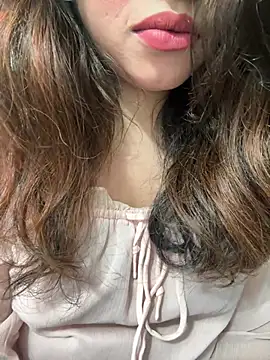 riya_sharma11's Live XXX Chat