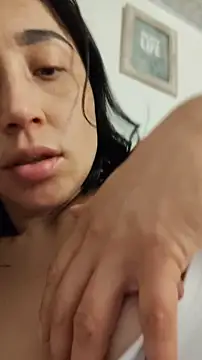 Elowyn Adlı Modelin Canlı XXX Sohbeti