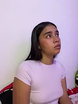 I_Samanthaa Adlı Modelin Canlı XXX Sohbeti