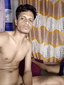 Priankaboudi élő XXX-chatje