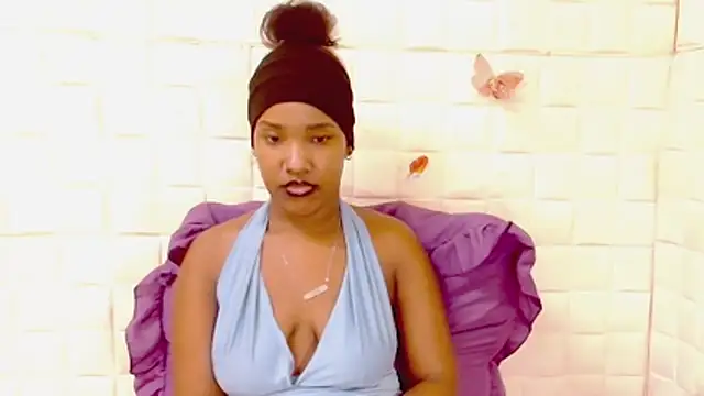 EroticSexyPrada 现场XXX聊天