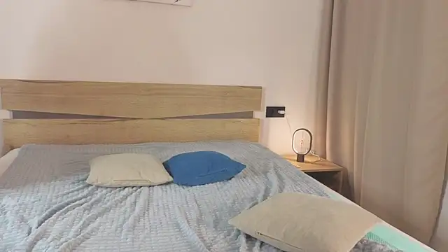 XXX chat uživo modela aliceWorkel