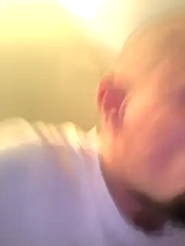 Show modela Regularfucker28 na web-kameri