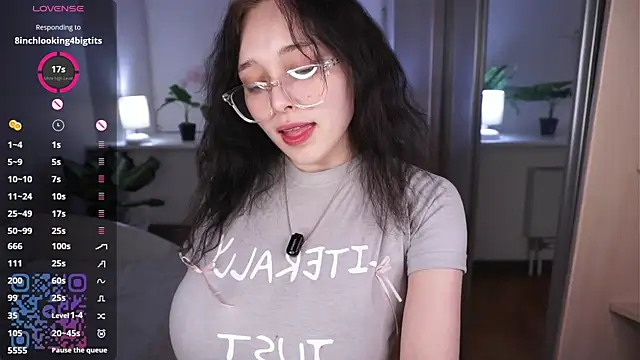 دردشة HannaHayles الجنسية المباشرة