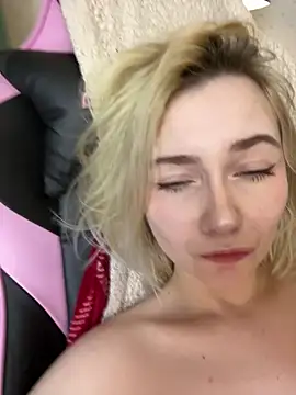 Lisa_003's Live XXX Chat