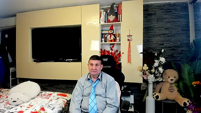 SpartacusDaddy48 Webcam show