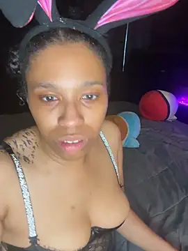 YeahhhitsBreezy: вебкам-шоу