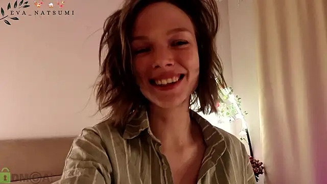 แชท XXX สดของ Eva_Natsumi