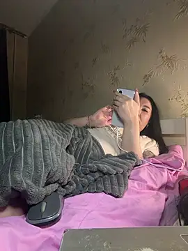 Naughtbaby_2025's Live XXX Chat