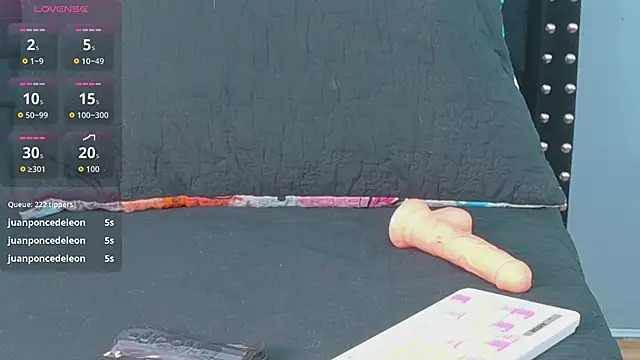 Chat XXX ao vivo de EbonyCoWorker