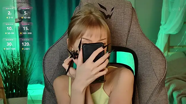 Онлайн чат XXX KiraMontoya