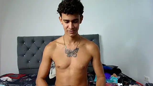 XXX chat uživo modela Maximiliano__Fire