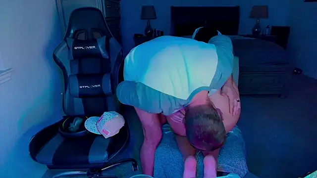 YourAvgNeighbors Adlı Modelin Canlı XXX Sohbeti